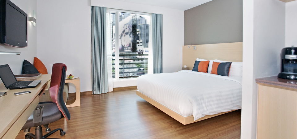 Hotel Solo, Sukhumvit 2, Bangkok - Sha Extra Plus Buitenkant foto